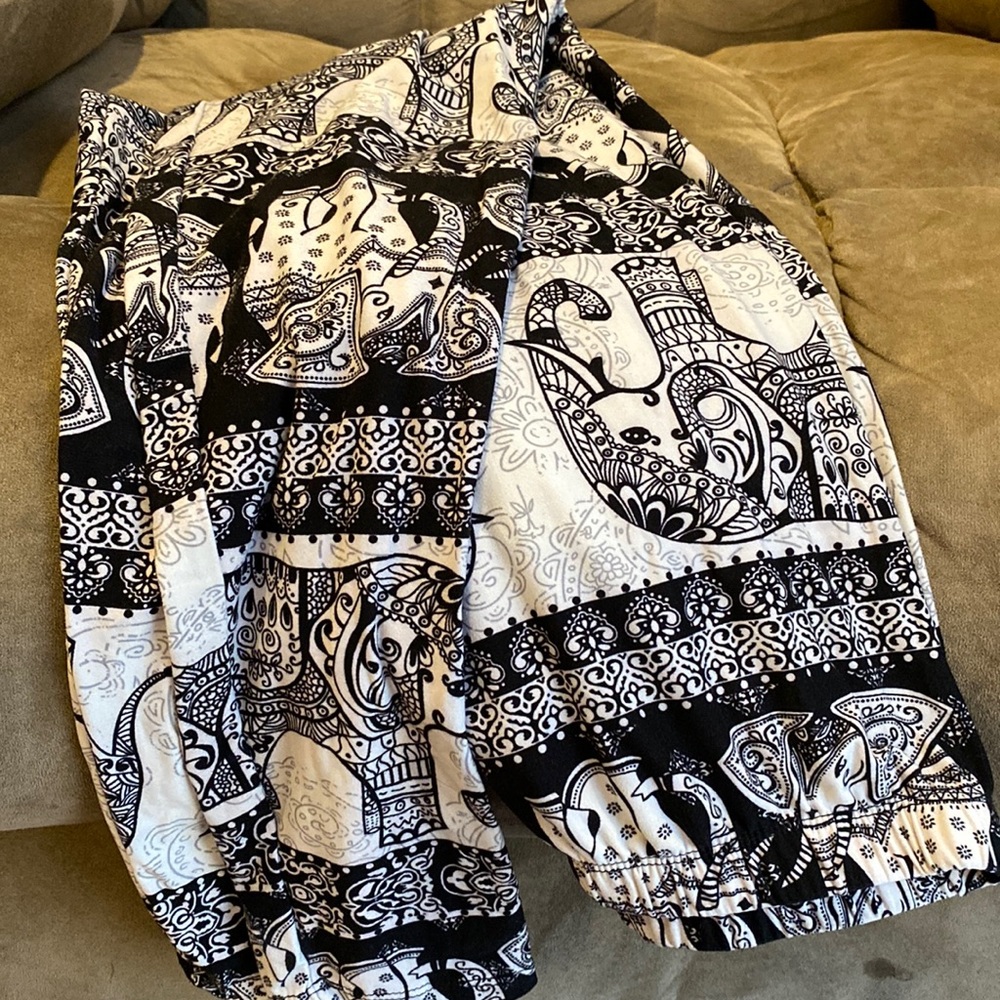 Plus size elephant leggings